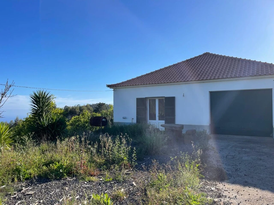 Terreno para Venda em Arco da Calheta Foto 8