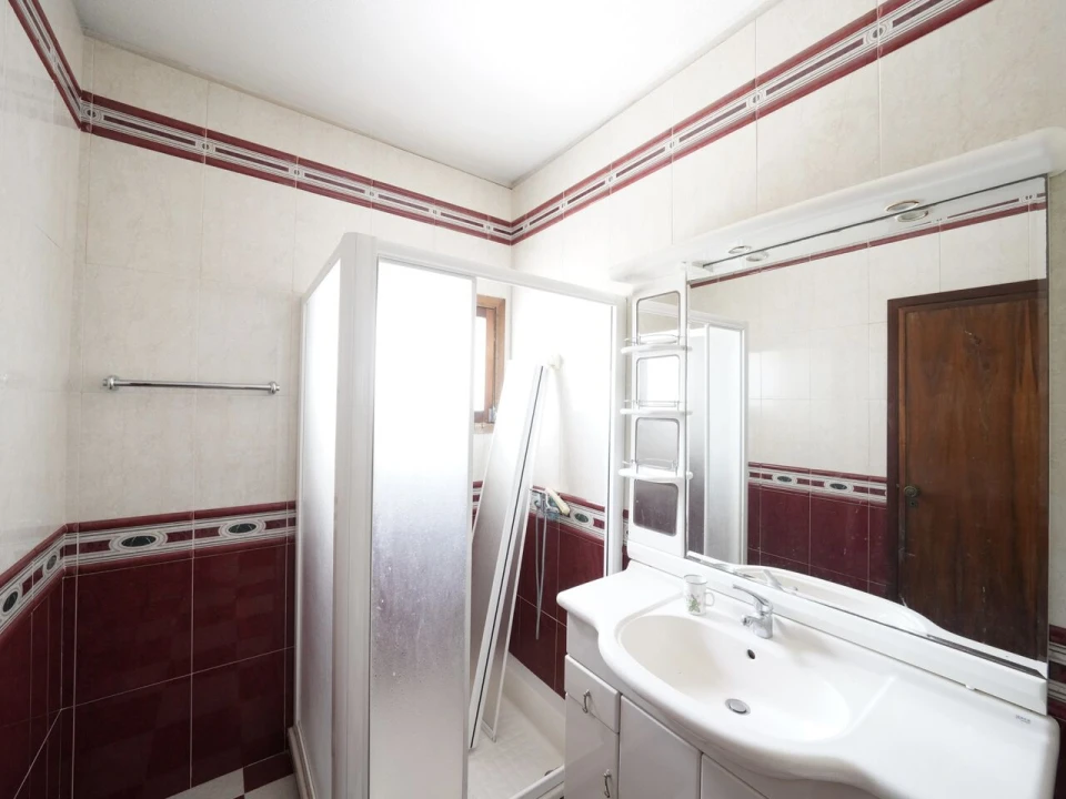 Moradia T4 para Venda em Benedita Foto 29