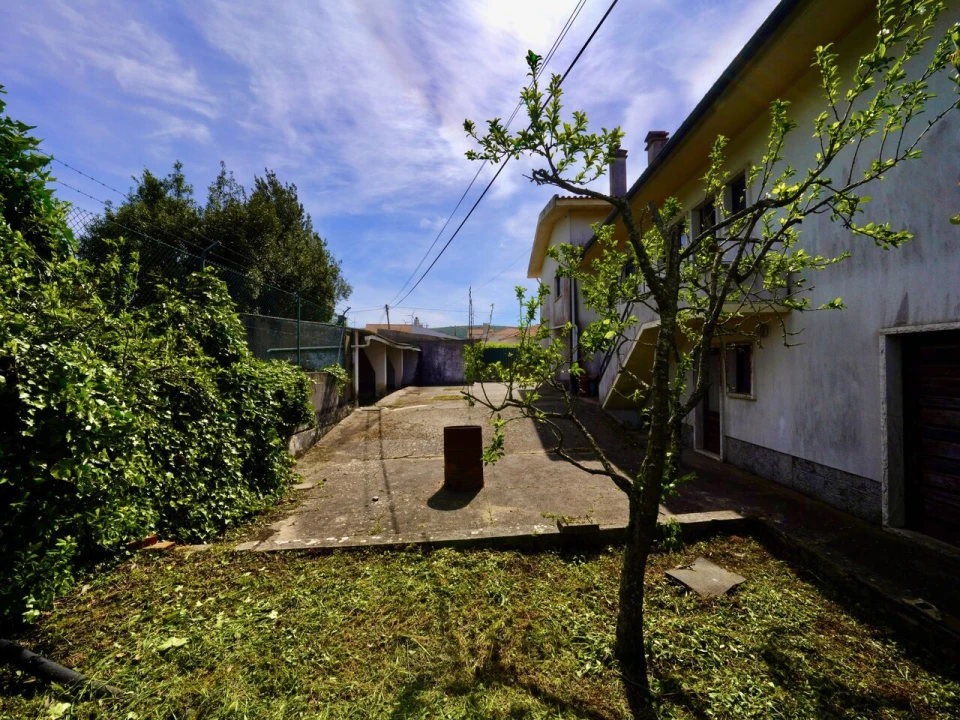 Moradia T4 para Venda em Benedita Foto 35