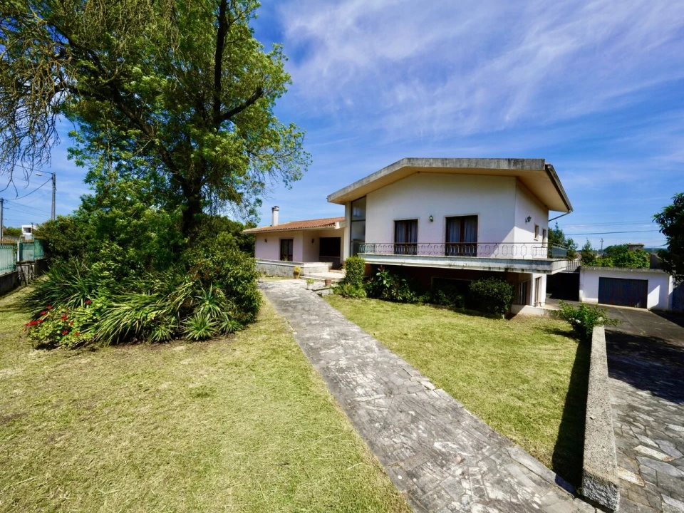 Moradia T4 para Venda em Benedita Foto 2