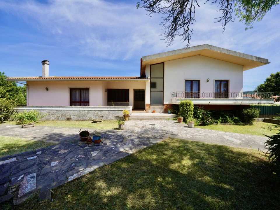 Moradia T4 para Venda em Benedita Foto 3