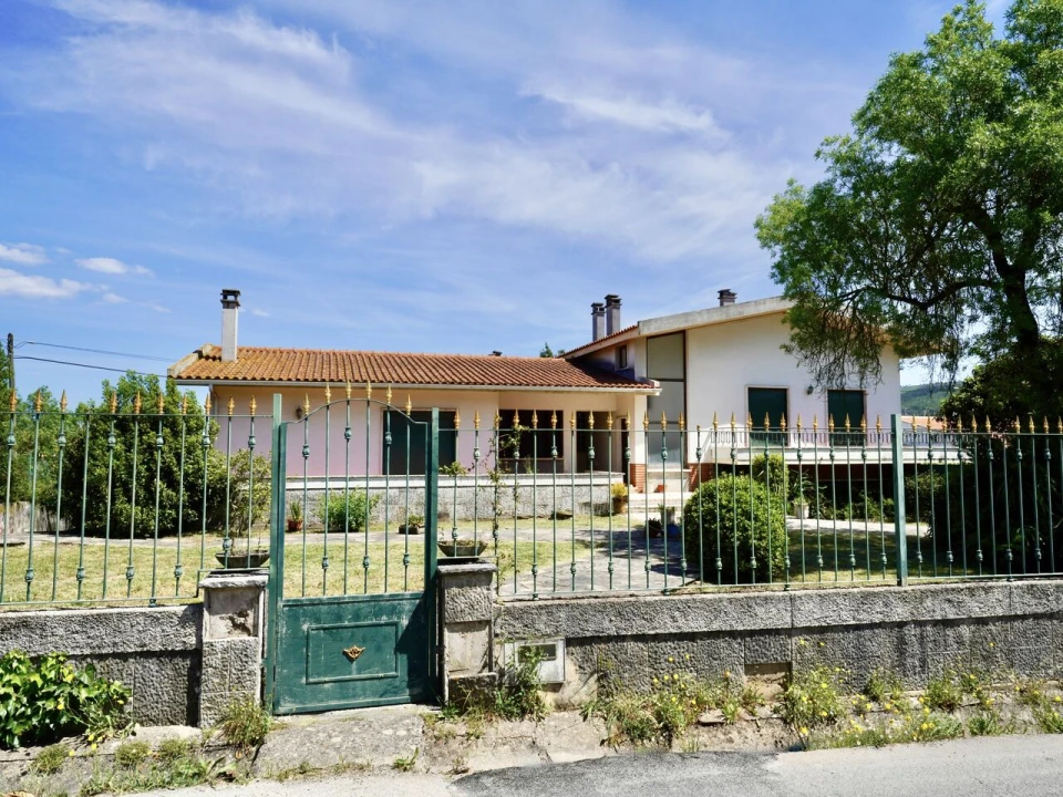 Moradia T4 para Venda em Benedita Foto 66