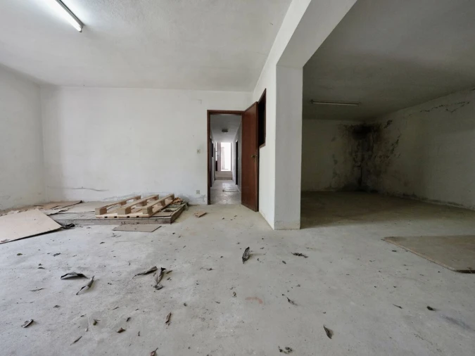 Moradia T4 para Venda em Benedita Foto 39