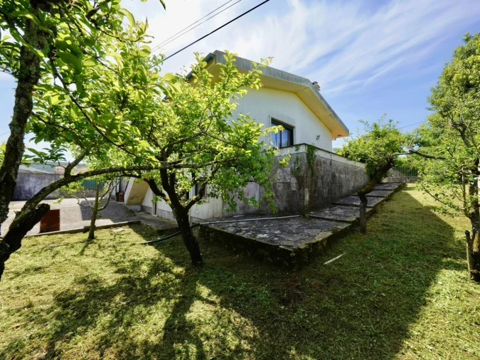 Moradia T4 para Venda em Benedita Foto 51