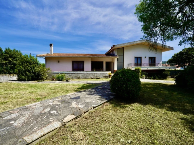 Moradia T4 para Venda em Benedita Foto 54