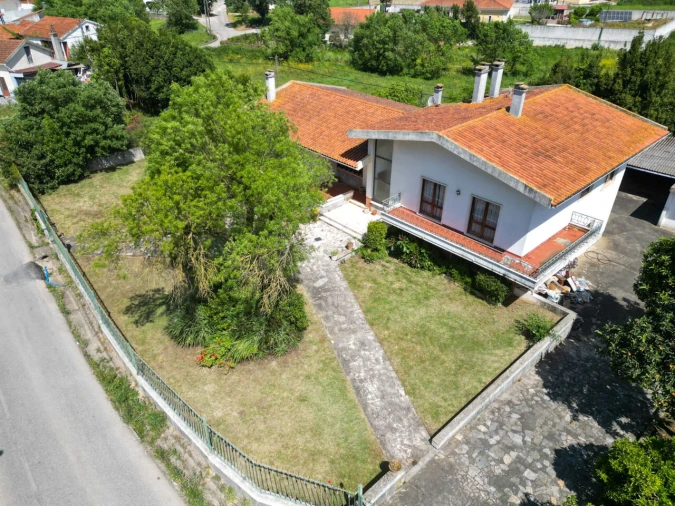 Moradia T4 para Venda em Benedita Foto 70