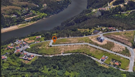 Terreno para Venda em Sandim, Olival, Lever e Crestuma
