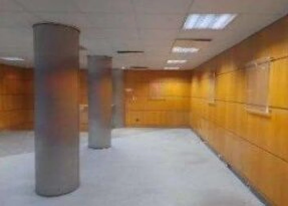 Loja para Venda em Paços de Brandão Foto 4