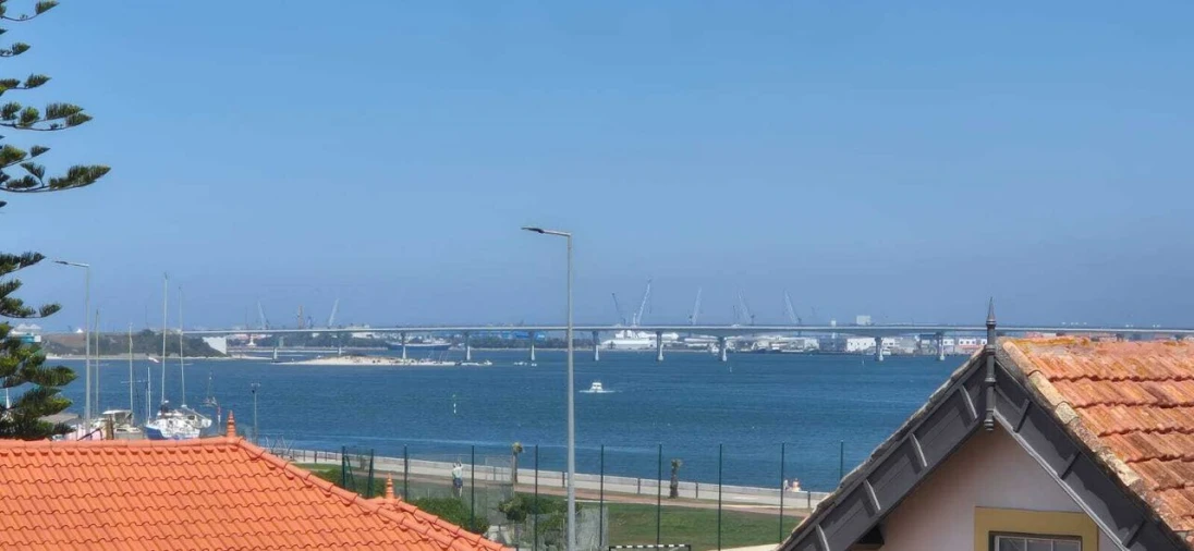 Moradia T3 para Venda em Gafanha da Encarnação Foto 17