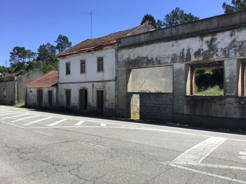 Terreno para Venda em Carregueiros Foto 1