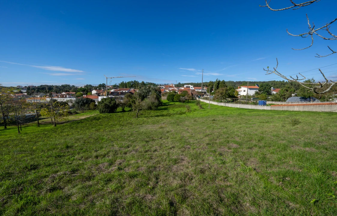 Moradia T4 para Venda em Maceira Foto 3