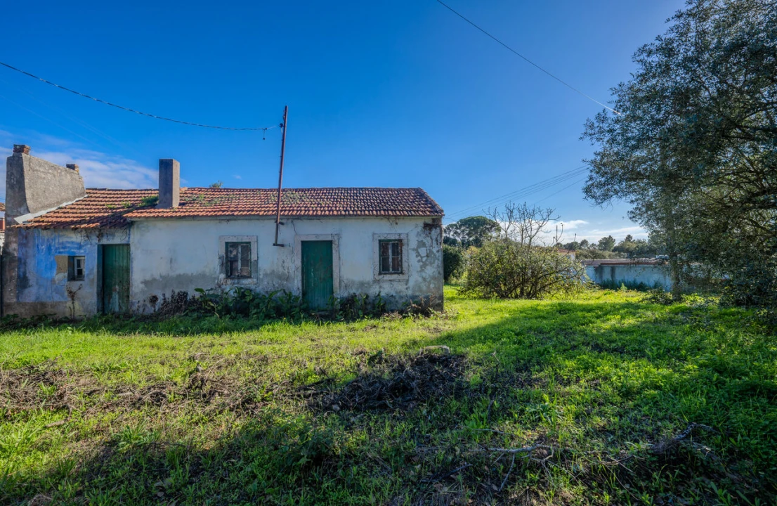 Moradia T4 para Venda em Maceira Foto 2