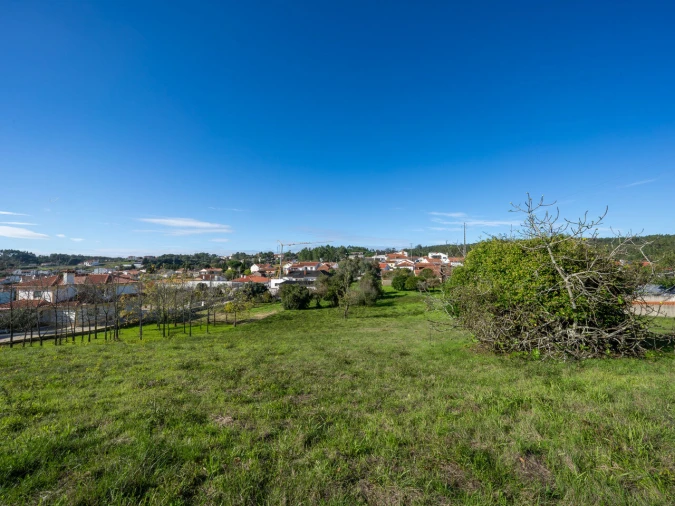 Moradia T4 para Venda em Maceira Foto 11