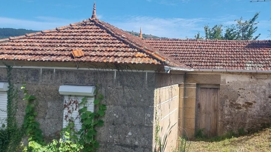 Moradia T4 para Venda em Riba de Mouro