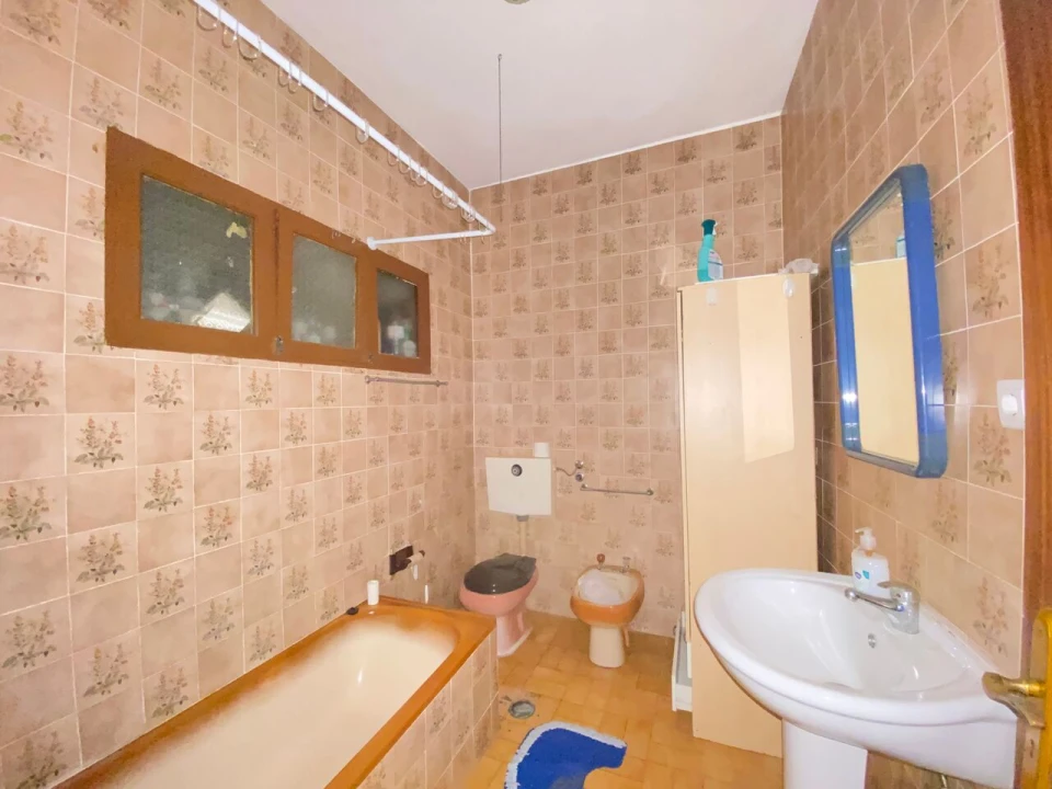 Moradia T6 para Venda em Sé, Santa Maria e Meixedo Foto 11