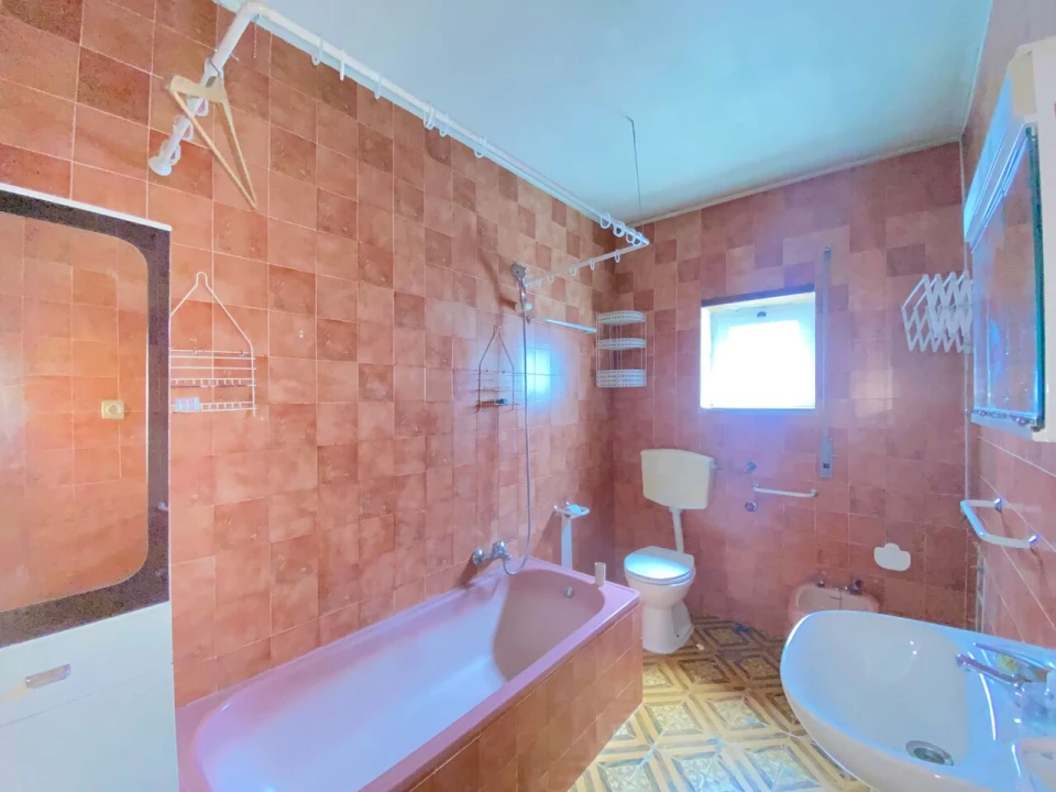 Moradia T6 para Venda em Sé, Santa Maria e Meixedo Foto 36