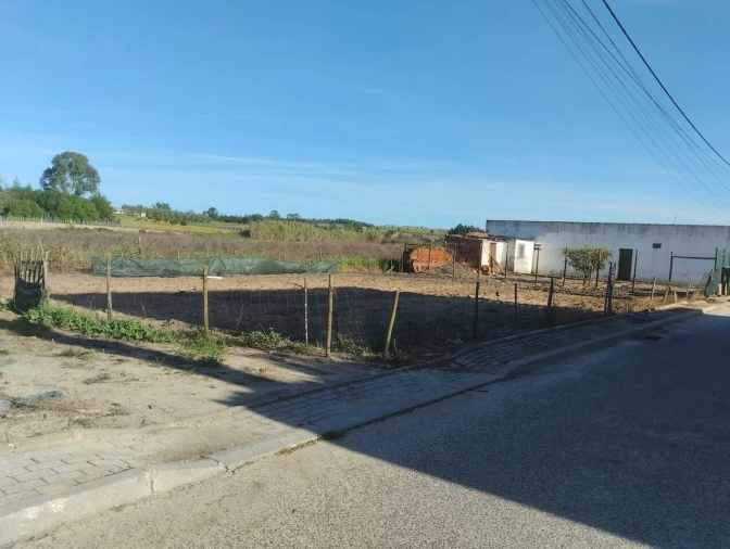 Terreno para Venda em Alpiarça Foto 1