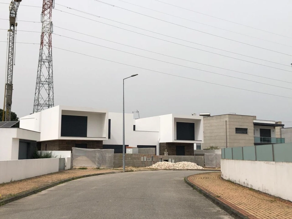 Moradia T5 para Venda em Nossa Sra de Fatima Foto 32