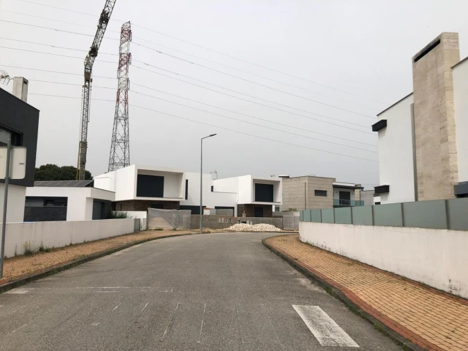 Moradia T5 para Venda em Nossa Sra de Fatima Foto 33