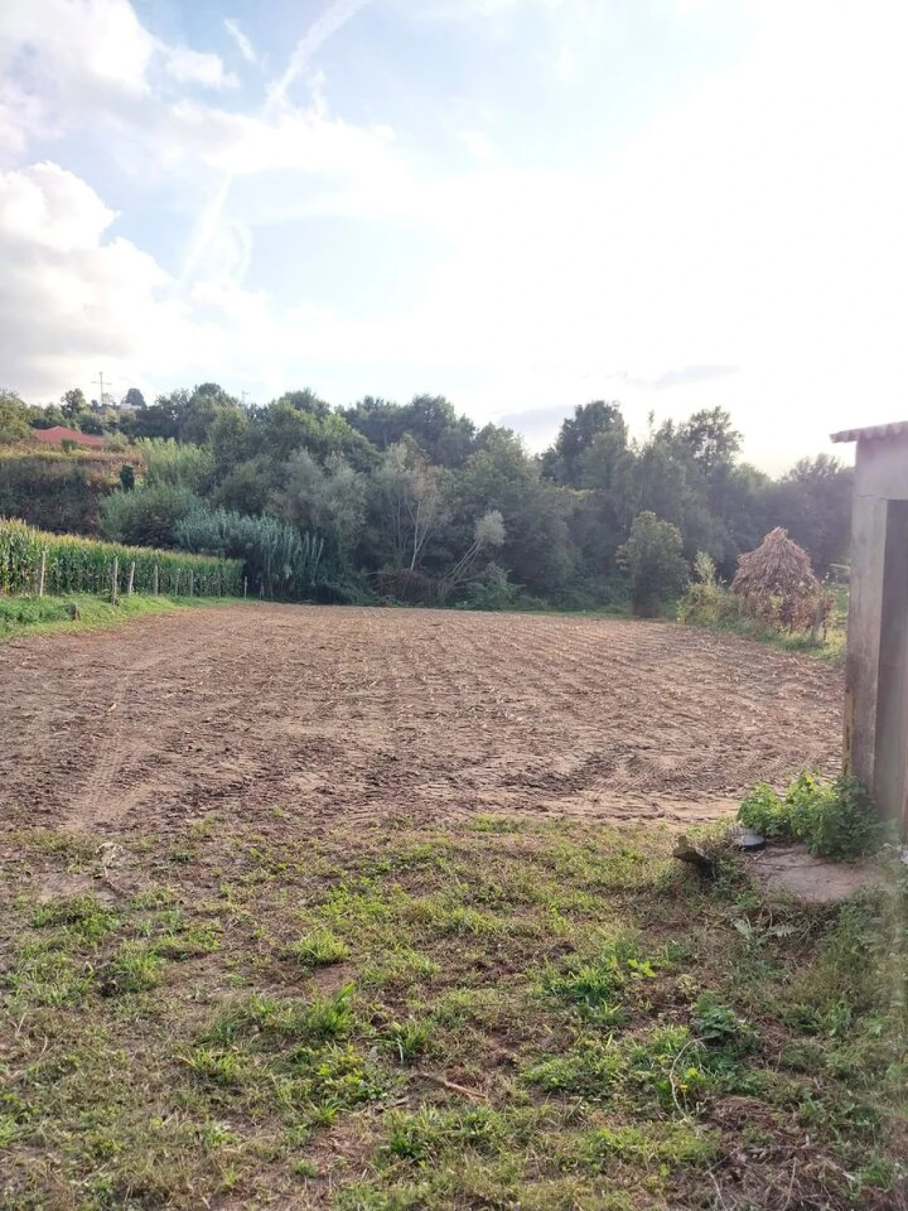 Terreno para Venda em Riba de Mouro Foto 6