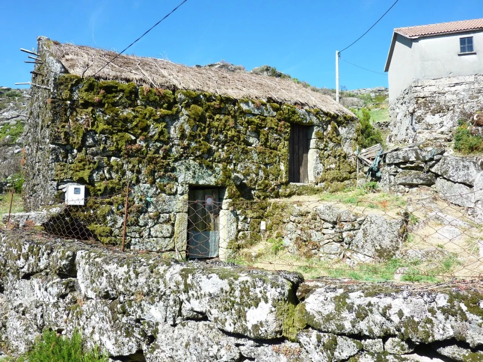 Moradia T3 para Venda em Gavieira Foto 16