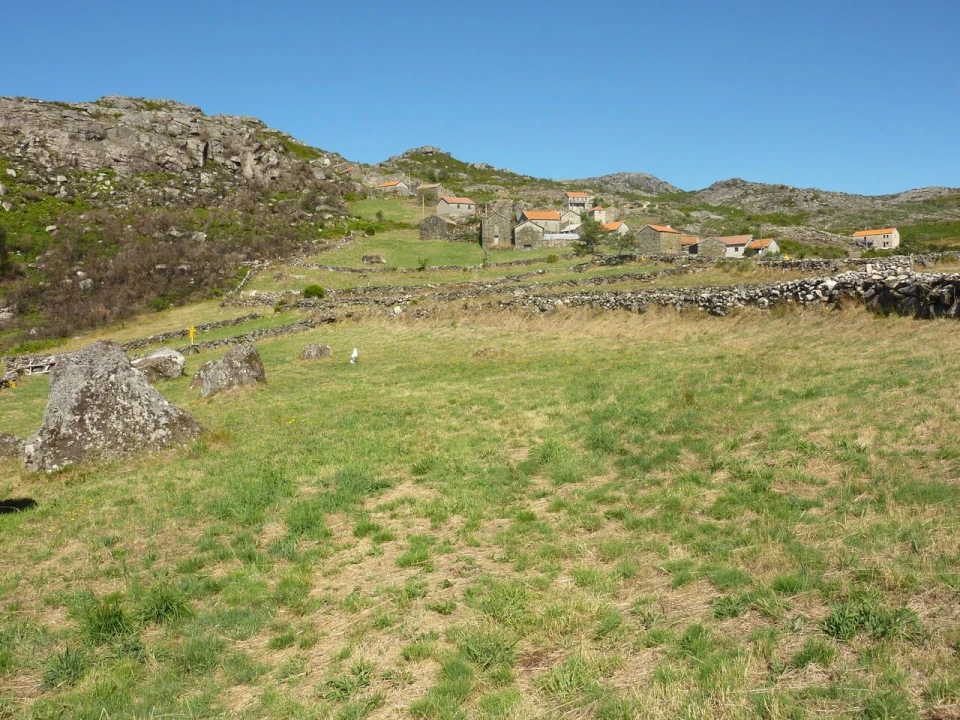 Moradia T3 para Venda em Gavieira Foto 18