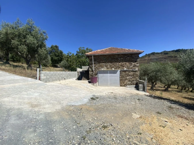 Quinta T2 para Venda em Cortiços Foto 7