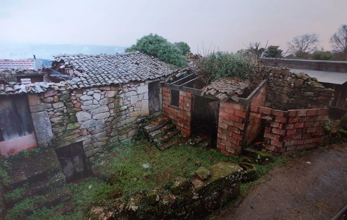 Moradia T2 para Venda em São Paio Foto 4