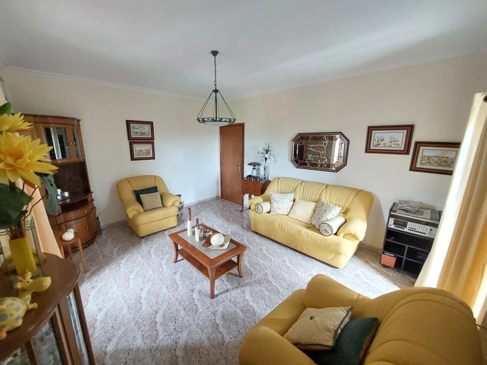 Moradia T3 para Venda em Longos Vales Foto 6