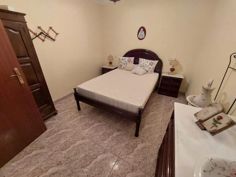 Moradia T3 para Venda em Longos Vales Foto 10