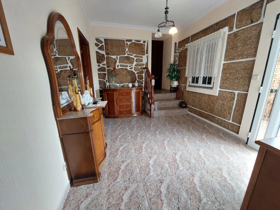 Moradia T3 para Venda em Longos Vales Foto 12