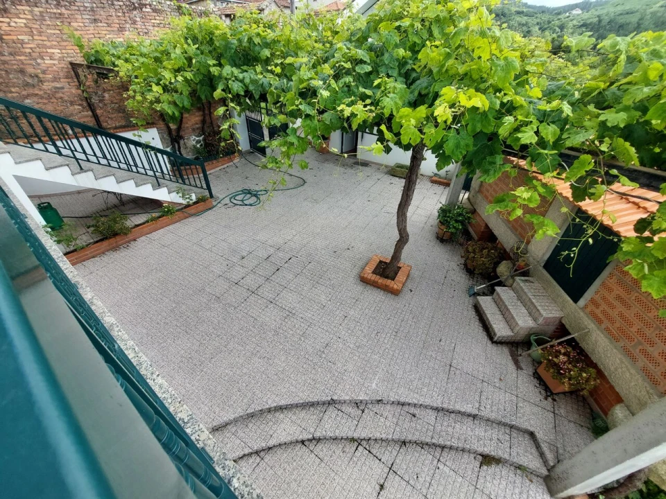 Moradia T3 para Venda em Longos Vales Foto 16