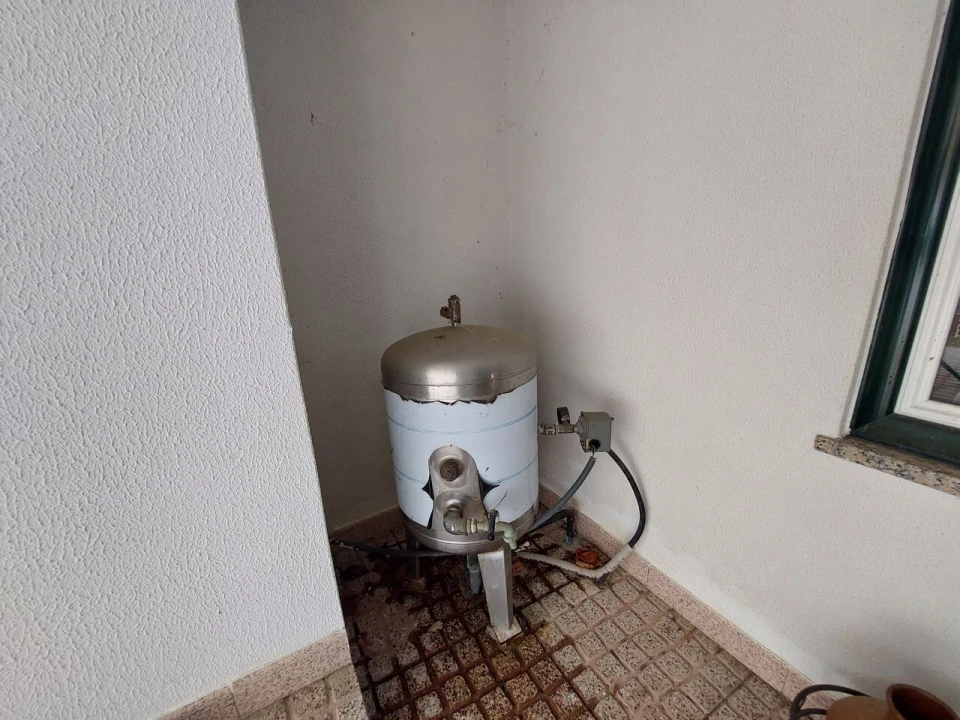 Moradia T3 para Venda em Longos Vales Foto 39