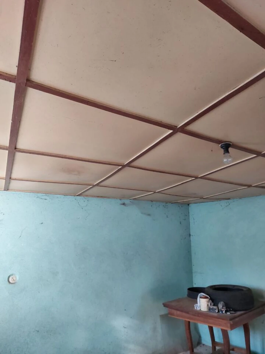 Moradia T1 para Venda em Trute Foto 3