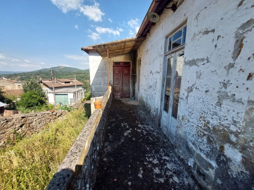 Moradia T4 para Venda em Cristoval Foto 6