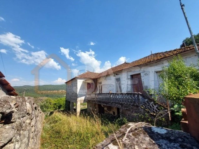 Moradia T4 para Venda em Cristoval Foto 7