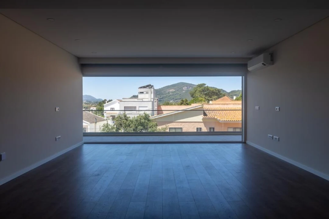 Apartamento T4 para Venda em União das Freguesias de Setúbal Foto 3