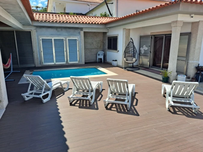 Moradia T3 para Venda em Cristelo Foto 1