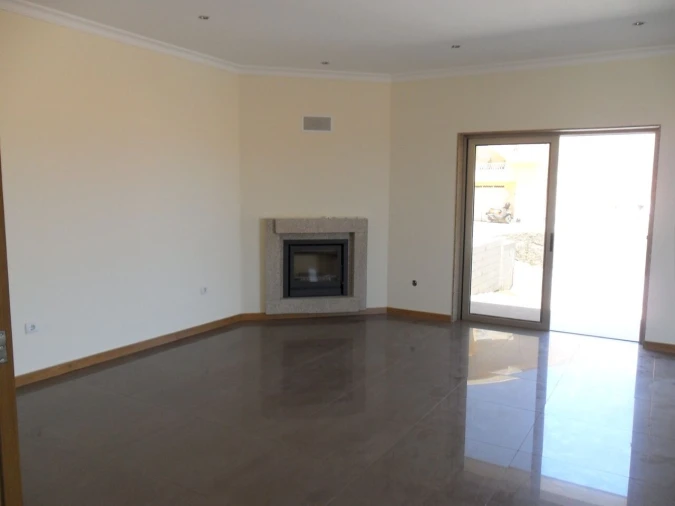 Moradia T3 para Venda em Cristelo Foto 11