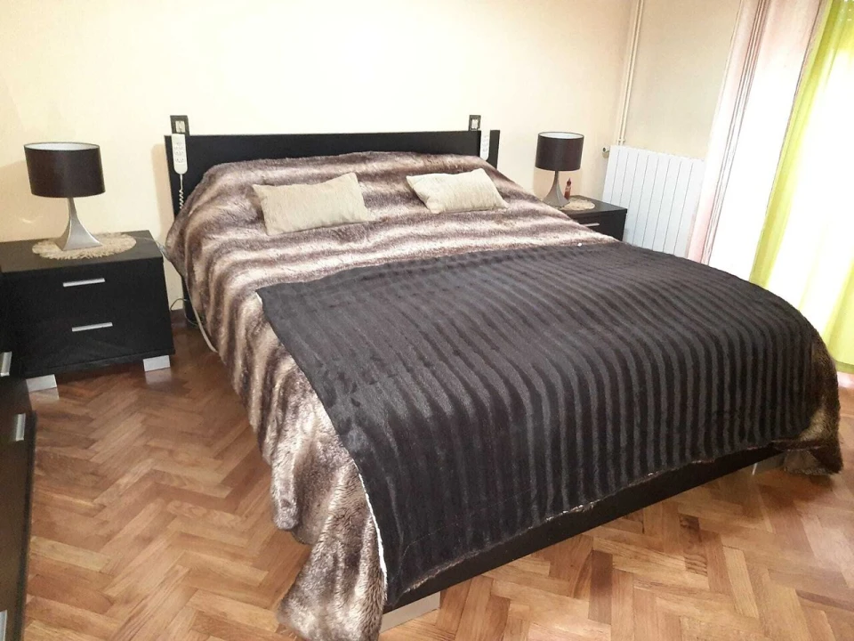 Moradia T6 para Venda em Barbeita Foto 3