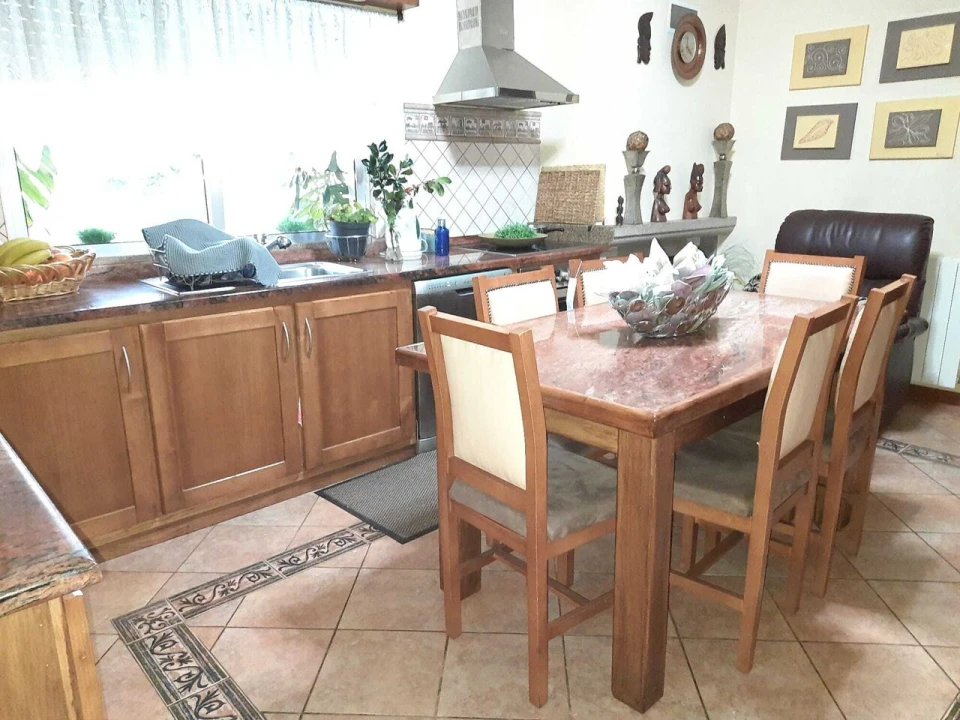 Moradia T6 para Venda em Barbeita Foto 9