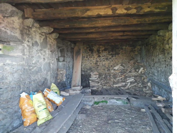 Moradia T2 para Venda em Abedim Foto 5