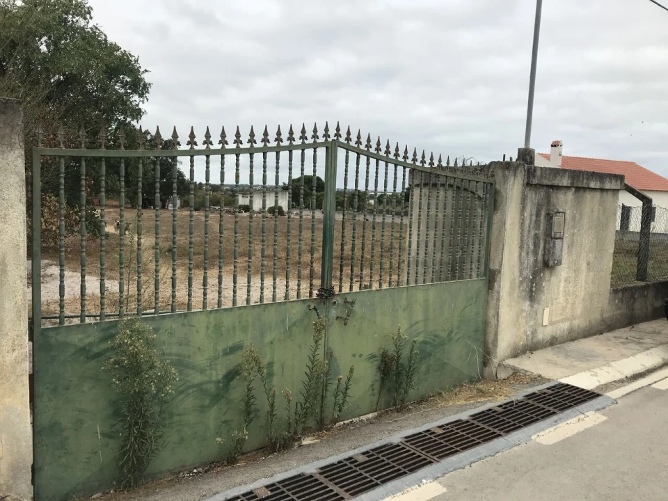 Terreno para Venda em Pinhal Novo Foto 1