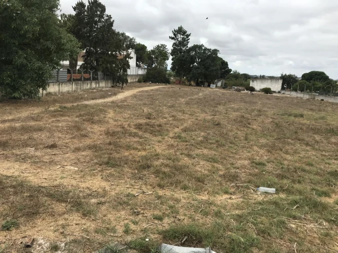 Terreno para Venda em Pinhal Novo Foto 3