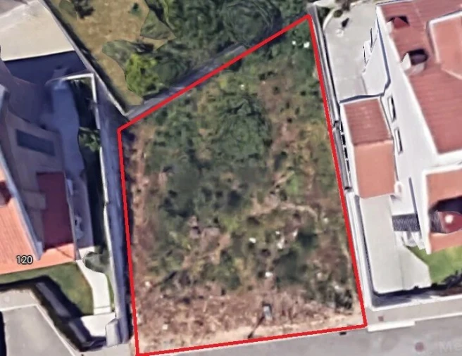 Terreno para Venda em Canelas Foto 1