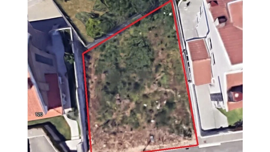 Terreno para Venda em Canelas