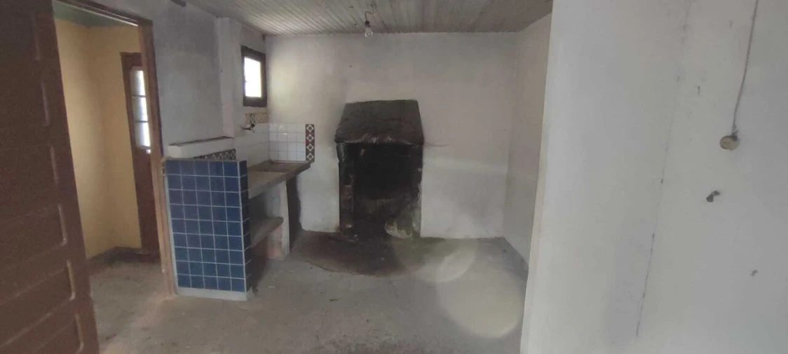 Moradia T2 para Venda em São Paio Foto 3