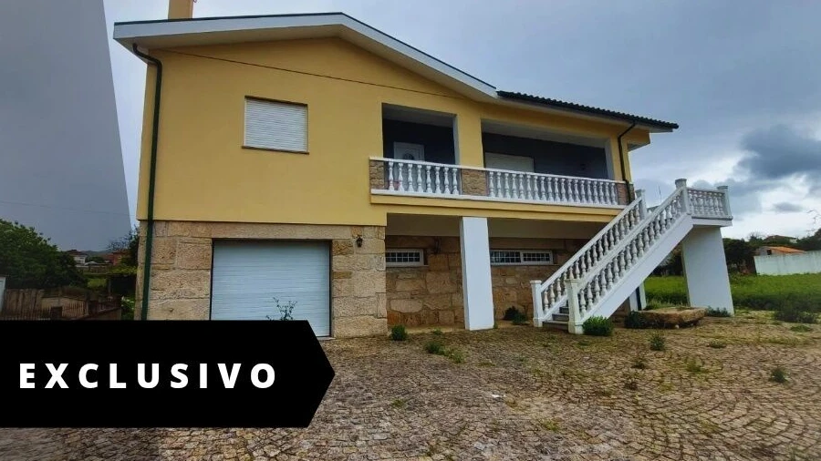 Moradia T4 para Venda em Bela