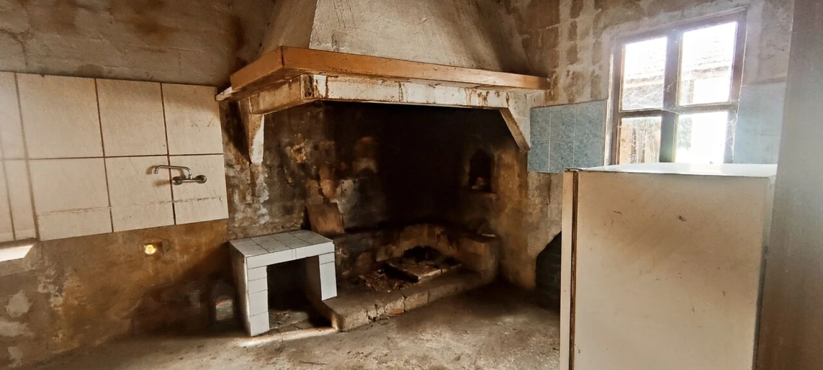 Moradia T4 para Venda em Alvorge Foto 18