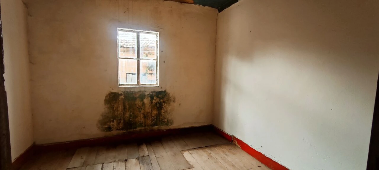 Moradia T4 para Venda em Alvorge Foto 27